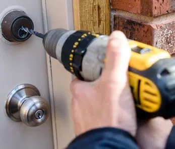 City Locksmith Services Kansas City, MO 816-622-3385 City Locksmith Services Kansas City, MO 816-622-3385 - 15-Hour-Locksmith