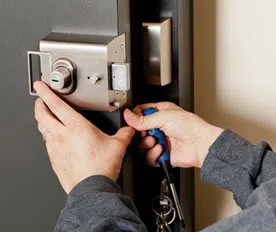 City Locksmith Services Kansas City, MO 816-622-3385 City Locksmith Services Kansas City, MO 816-622-3385 - 17-Emergency-Locks-Locksmith